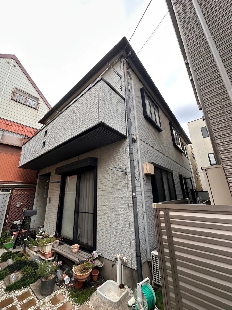 東京都大田区　S様邸　屋根・外壁塗装工事：上品で落ち着きのあるマットな仕上がりへ
